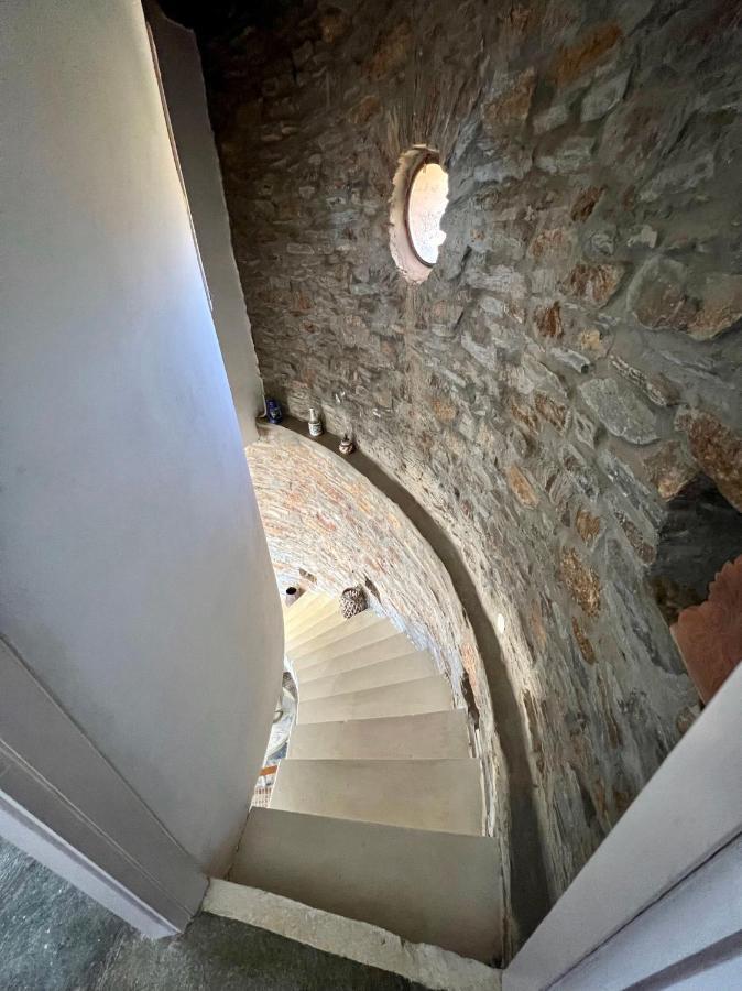 فيلا The Stone Windmill Koundouros المظهر الخارجي الصورة